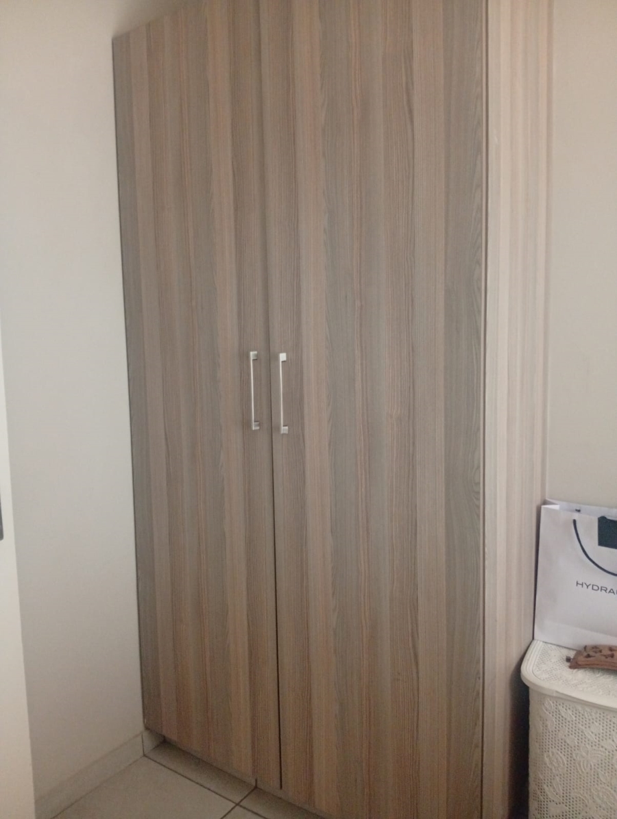 2 Bedroom Property for Sale in Waterval East North West